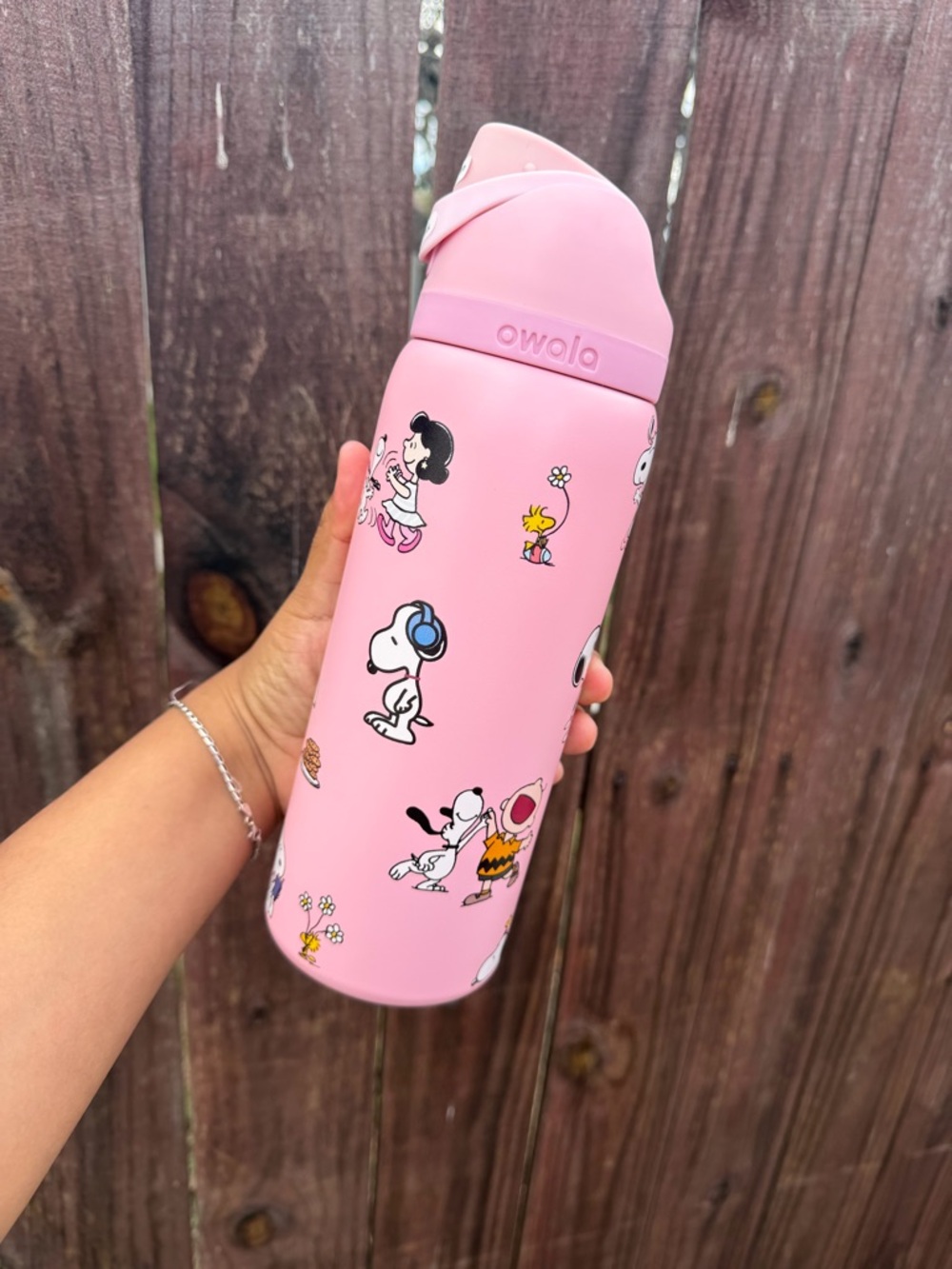 Owala Pink 32 oz Snoopy Insulated Water Bottle